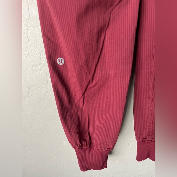 Lululemon dance studio jogger Chianti 2 - Picture 6 of 10